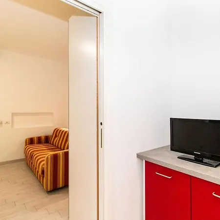 Chiavari Comfortable Flat With Balcony & Parking * Chiavari
