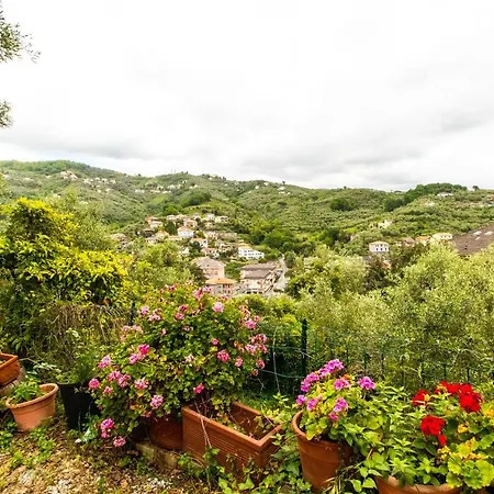 Apartamento Chiavari Comfortable Flat With Balcony & Parking